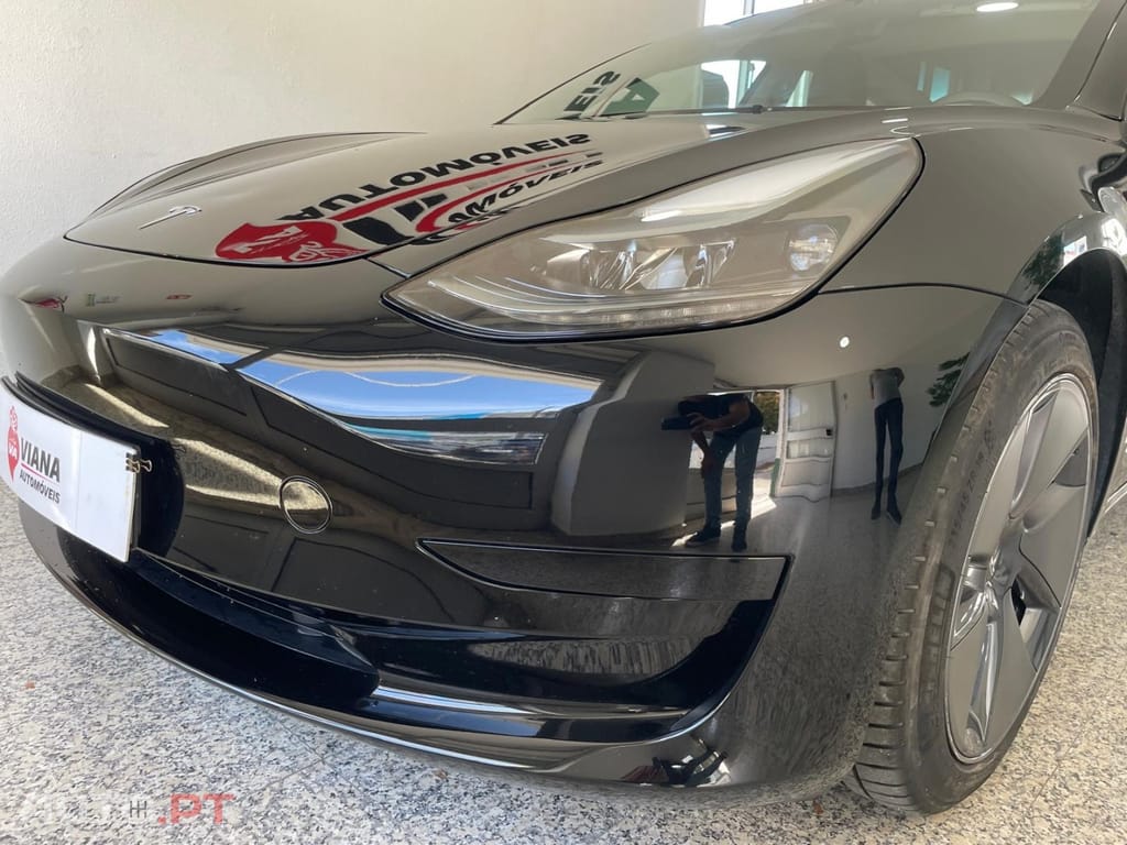 Tesla Model 3 Tração Traseira