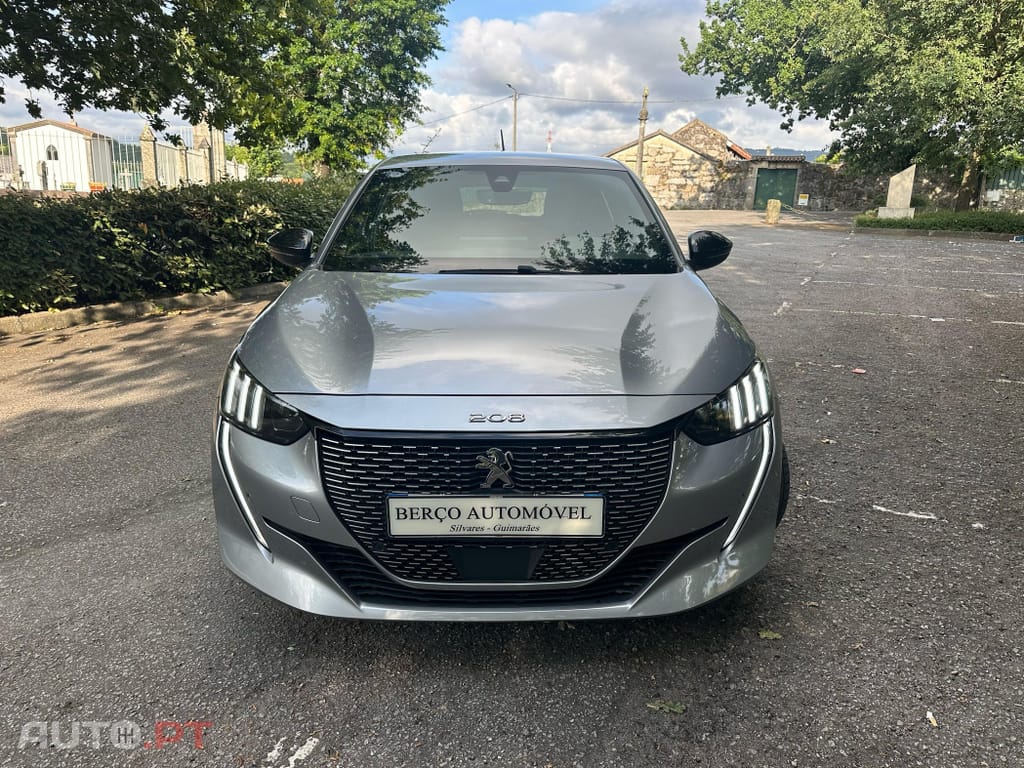Peugeot E-208 50 kWh GT Pack