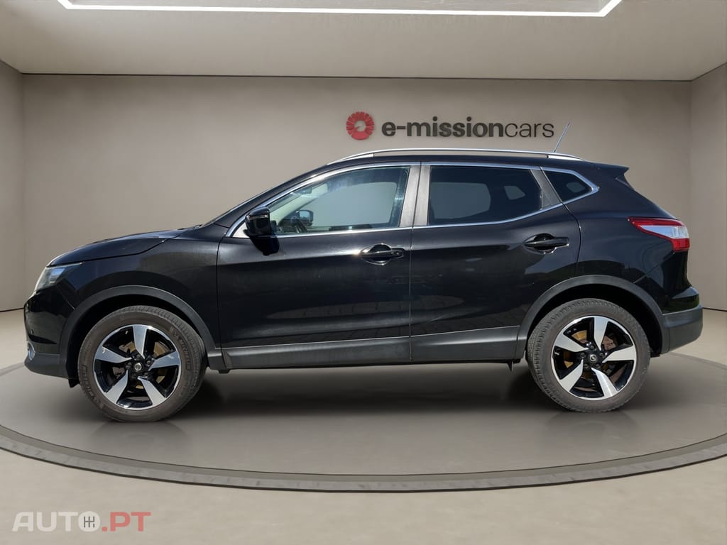 Nissan Qashqai 1.5 dCi N-Connecta 18 RS+PS