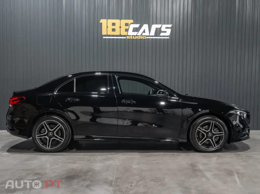 Mercedes-Benz A 250 e 8G-DCT AMG Line