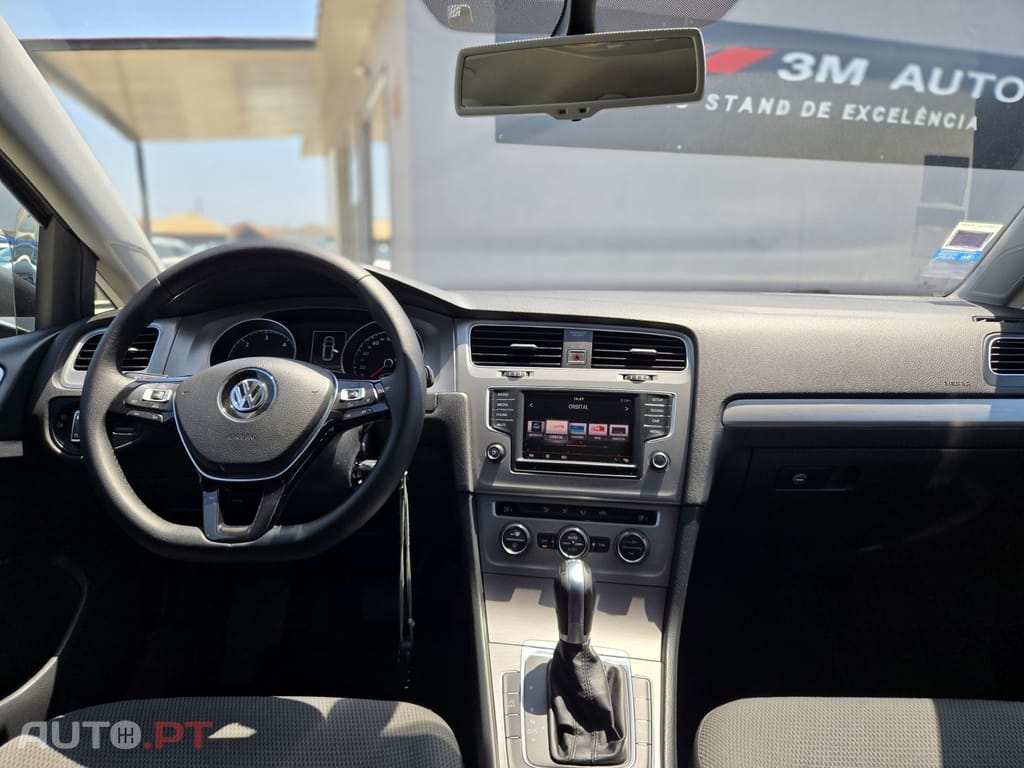 Volkswagen Golf Variant 1.6 TDi Highline DSG