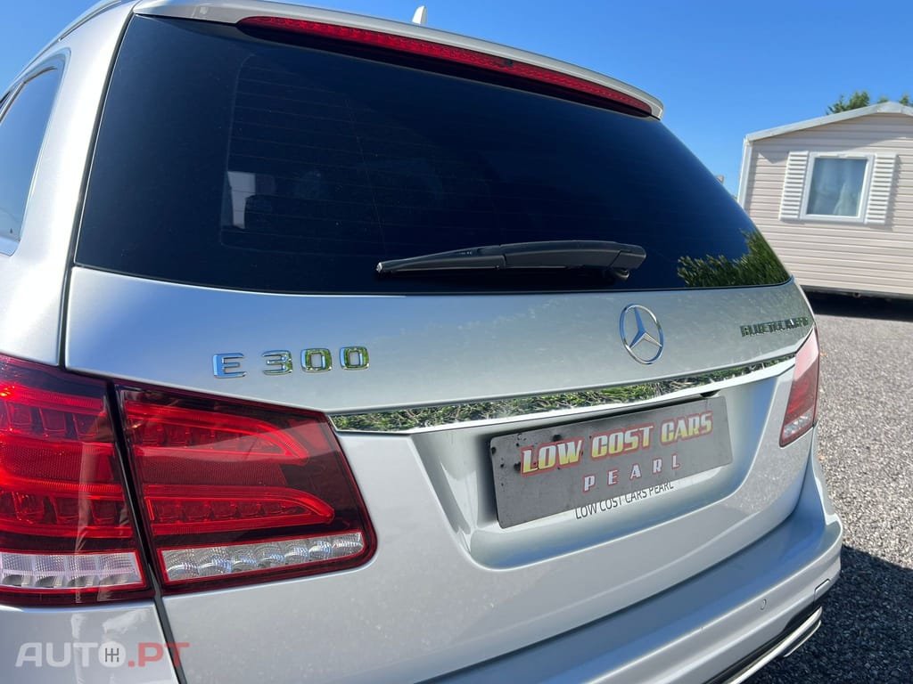 Mercedes-Benz E 300 BlueTEC Hybrid Avantgarde