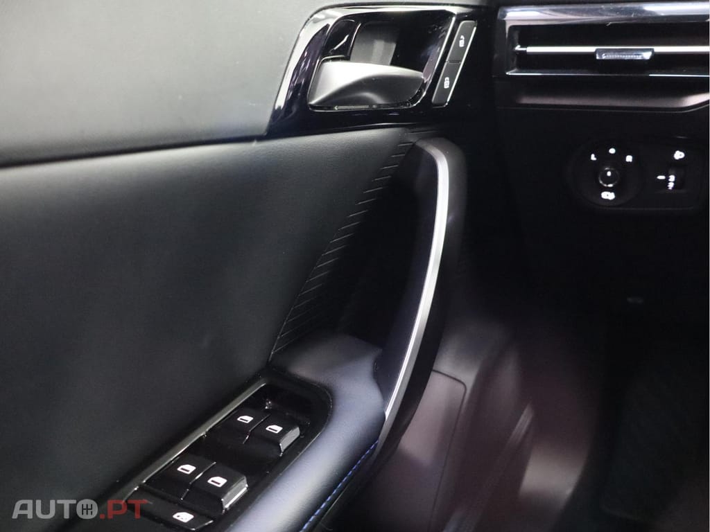 MG MG4 64kwh luxury Heat Pump