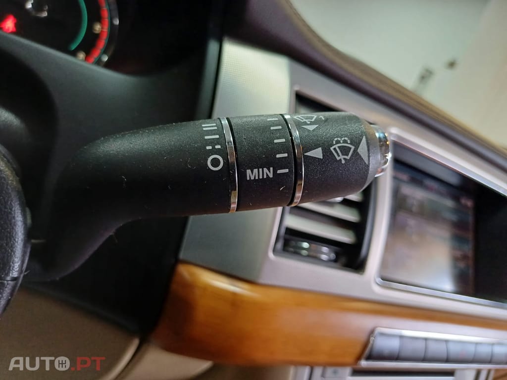 Jaguar XF 2.2 D Premium Luxury