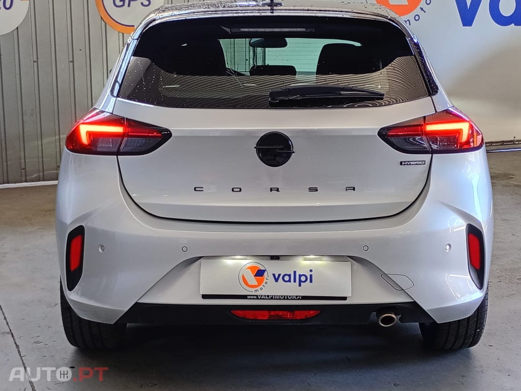 Opel Corsa Outro