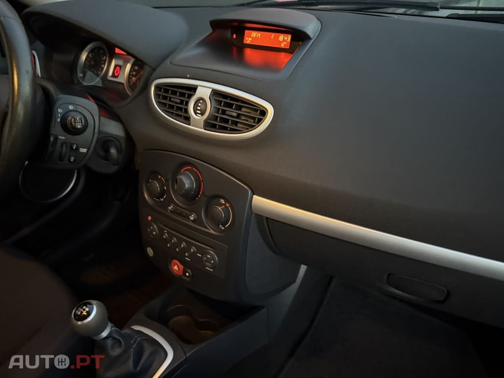 Renault Clio Break 1.2 16V Dynamique