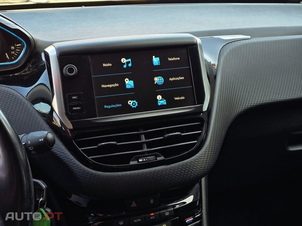 Peugeot 2008 1.6 BlueHDi Allure