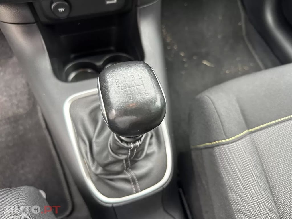 Citroen C3 1.5 BlueHDi Shine Pack
