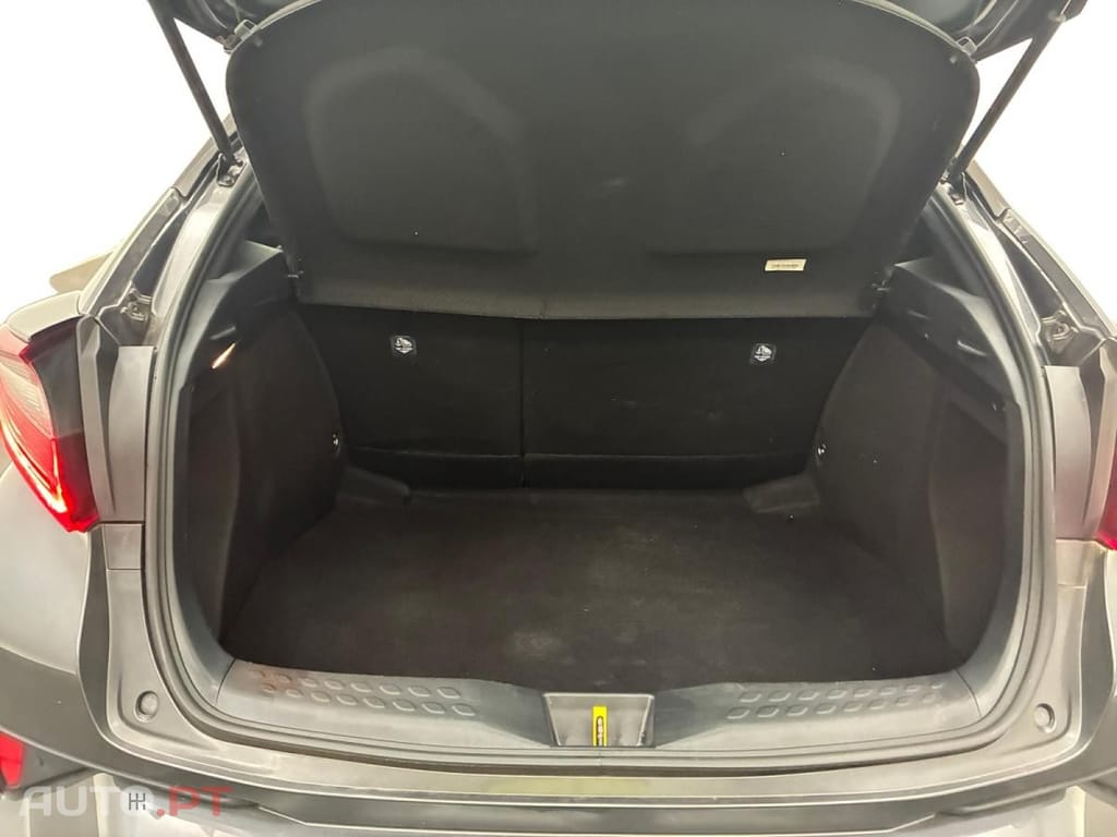 Toyota C-HR 1.8 Hybrid Dynamic Business