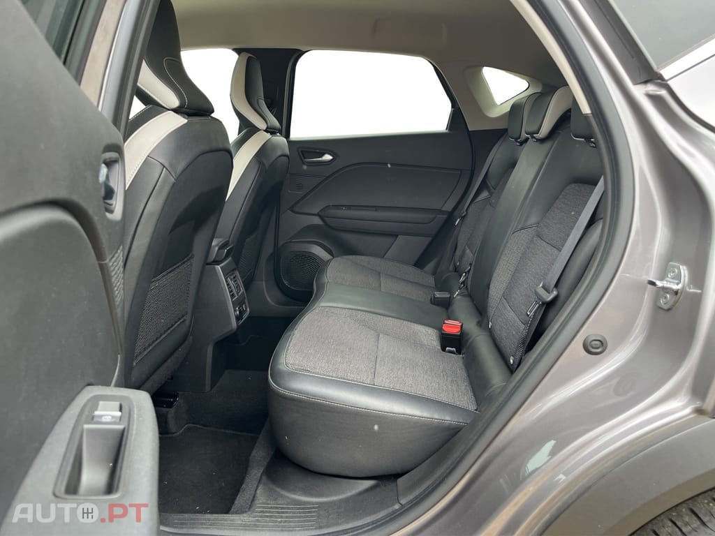 Renault Captur 1.0 TCe Techno Bi-Fuel