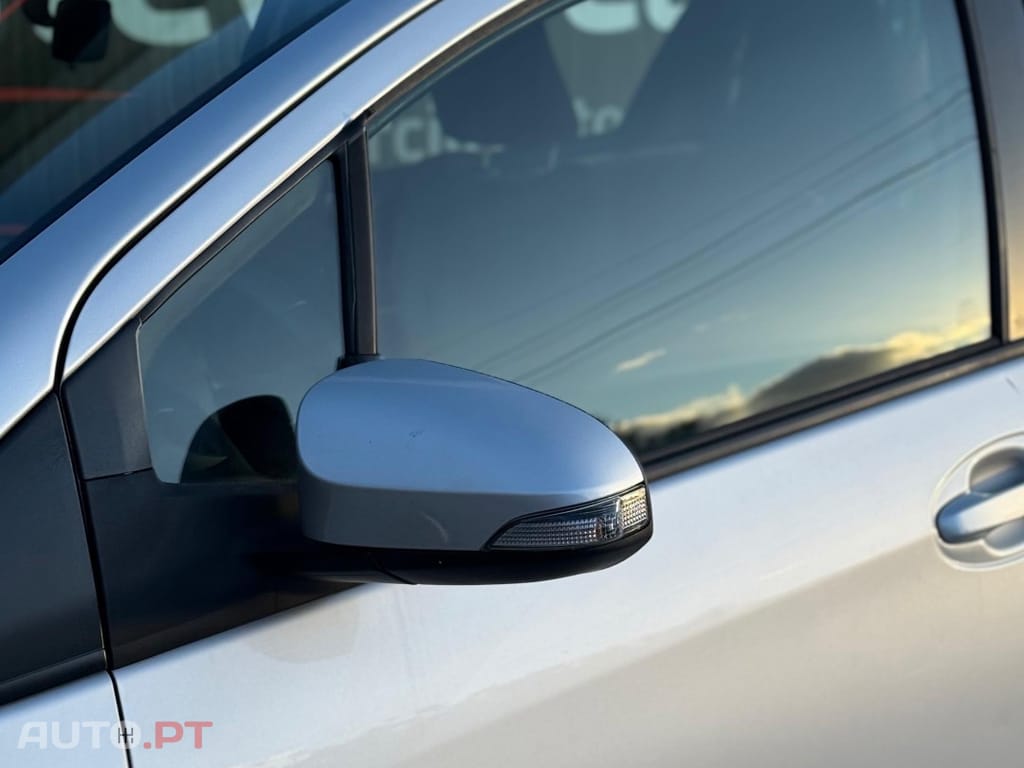 Toyota Yaris 1.0 VVT-i Comfort