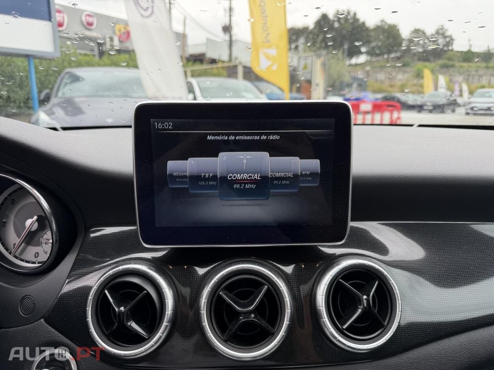 Mercedes-Benz CLA 200 d Shooting Brake AMG Line