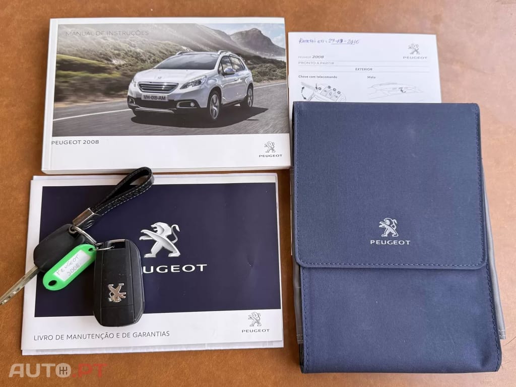 Peugeot 2008 1.2 PureTech Style