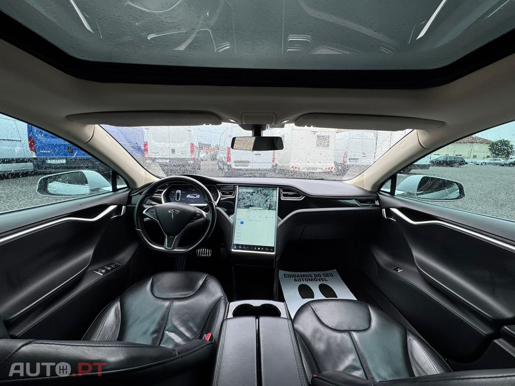 Tesla Model S 60D