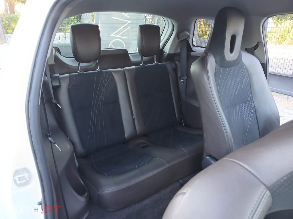 Toyota iQ 1.0 VVT-I