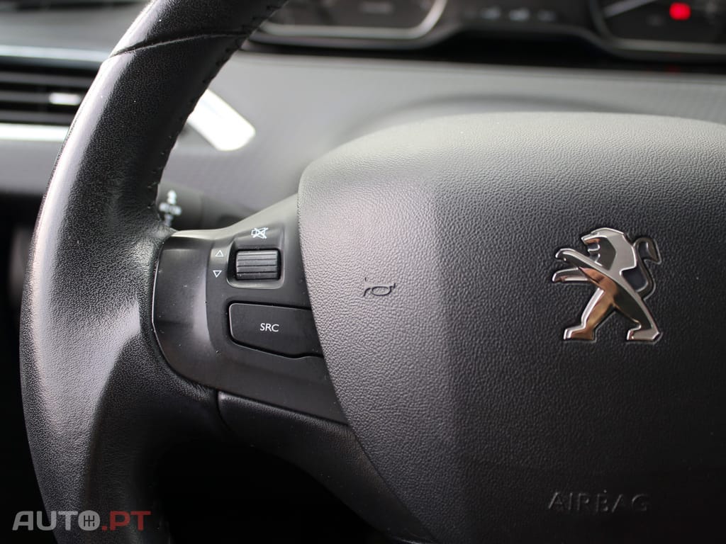 Peugeot 208 1.2 PureTech Style