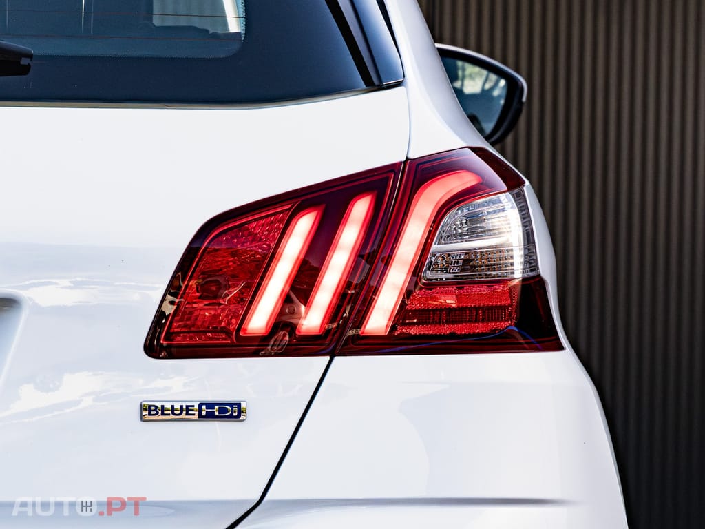 Peugeot 308 1.6 BlueHDi Allure