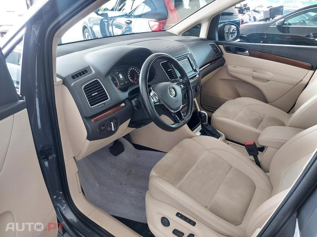 Volkswagen Sharan 2.0 TDI Highline DSG