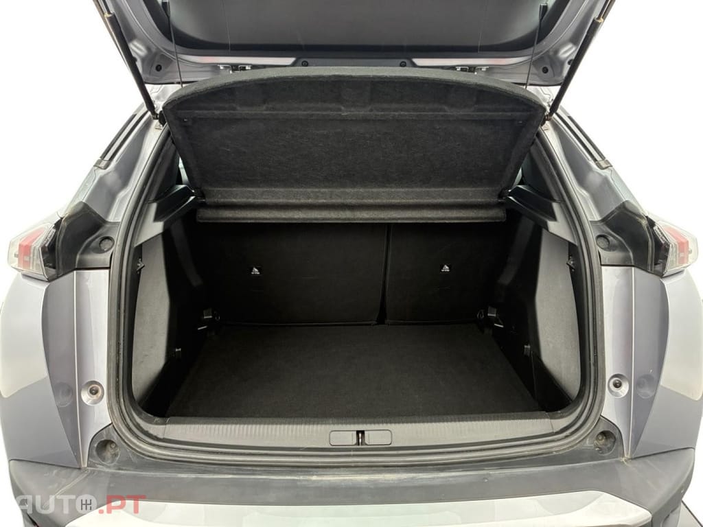Peugeot 2008 1.2 PureTech Active Pack EAT8