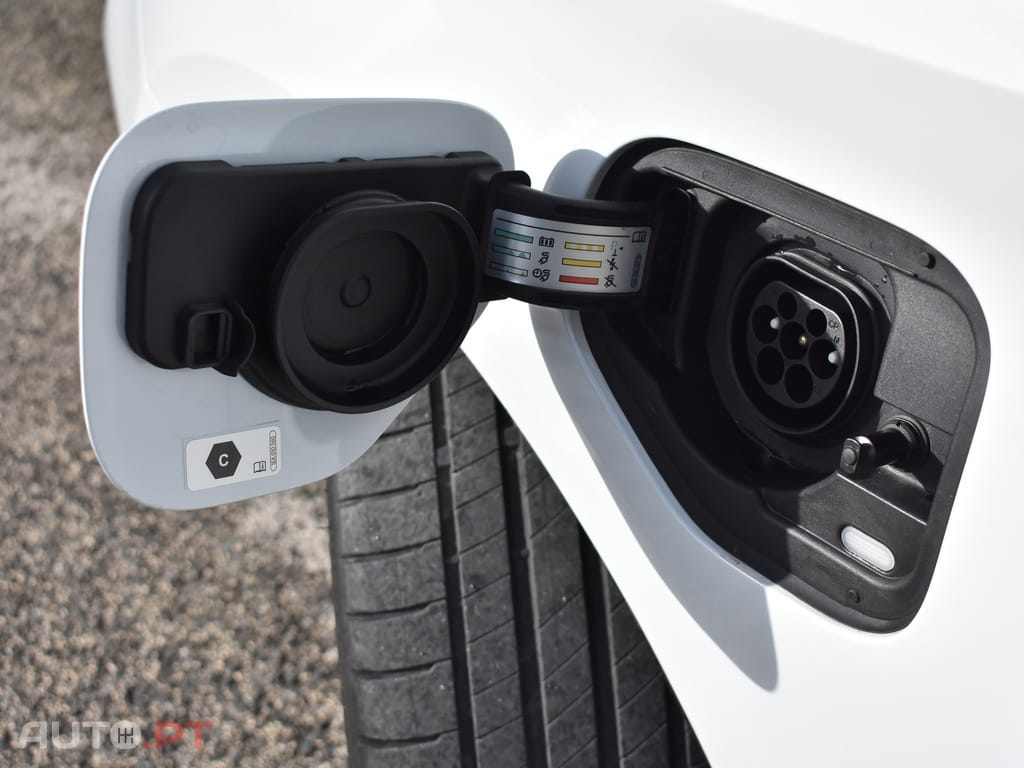 Cupra Leon 1.4 e-Hybrid Cupra DSG VZ