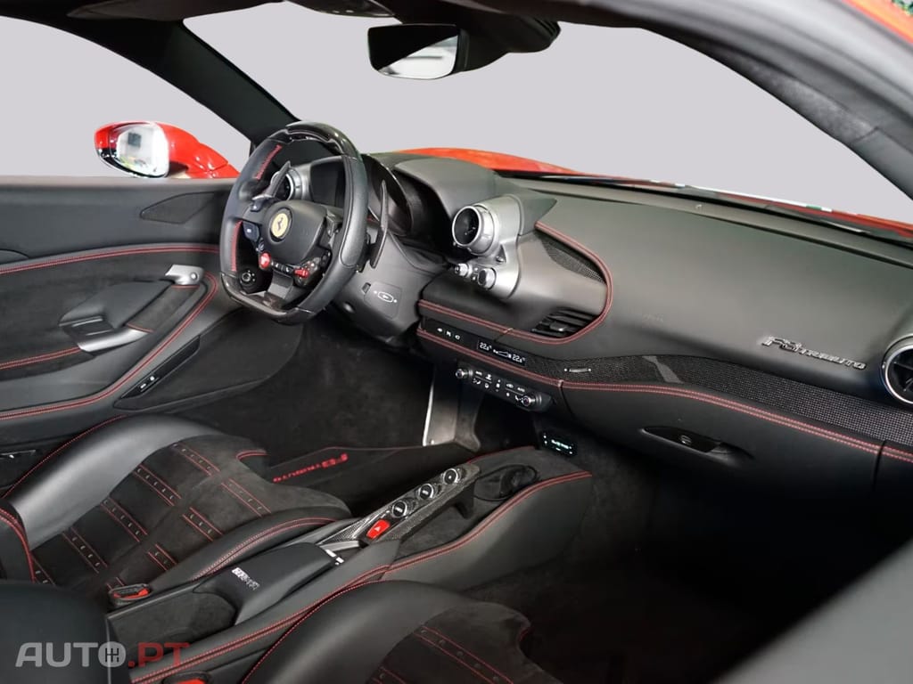 Ferrari F8 CARBON