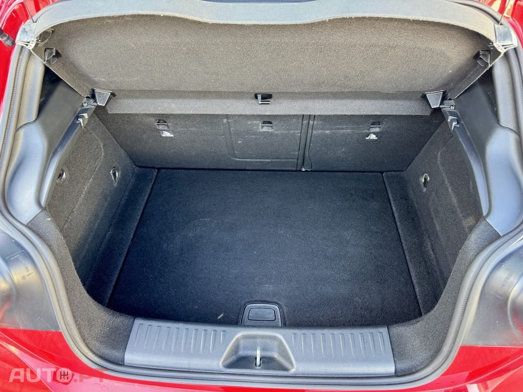 Mercedes-Benz A 180 d AMG Line