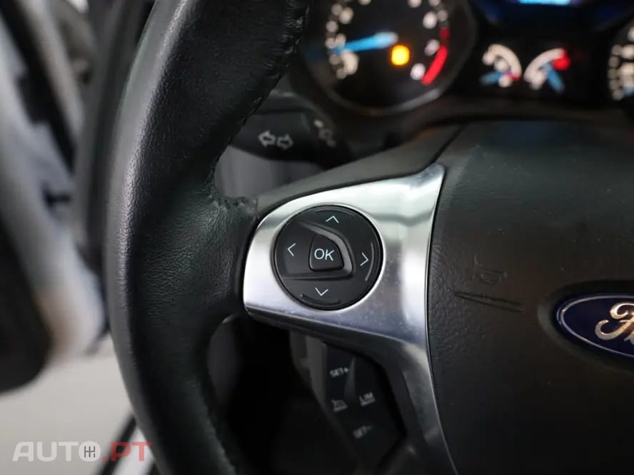 Ford Focus 1.0 EcoBoost S&S COOL&CONNECT