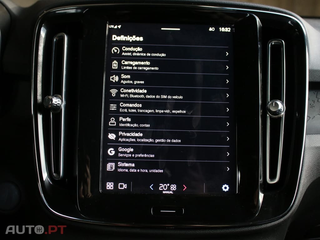 Volvo XC40 Recharge Core