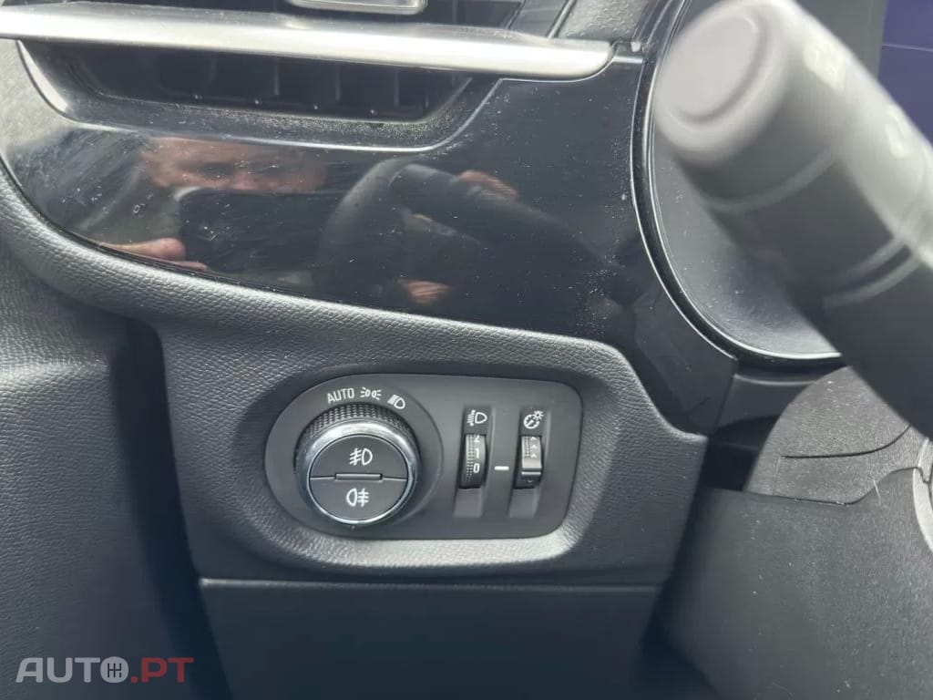 Opel Corsa 1.2 T Elegance