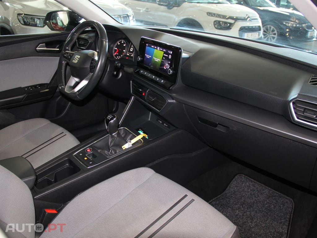 SEAT Leon 2.0 TDI Style — fotografia 10