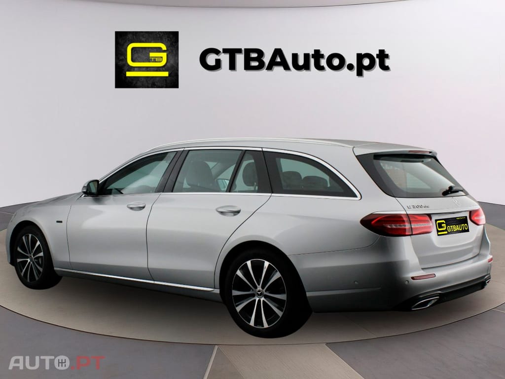 Mercedes-Benz E 300 De AVANTGARDE 