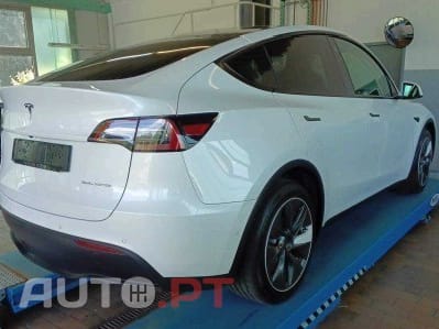 Tesla Model Y Long Range Tração Integral