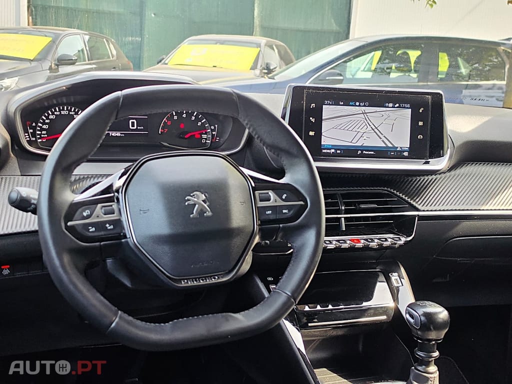 Peugeot 2008 PureTech 100 Allure