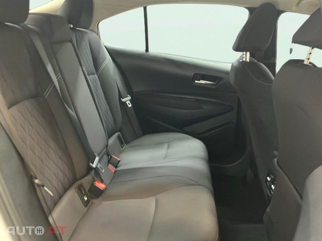 Toyota Corolla 1.5 VVT-i Comfort