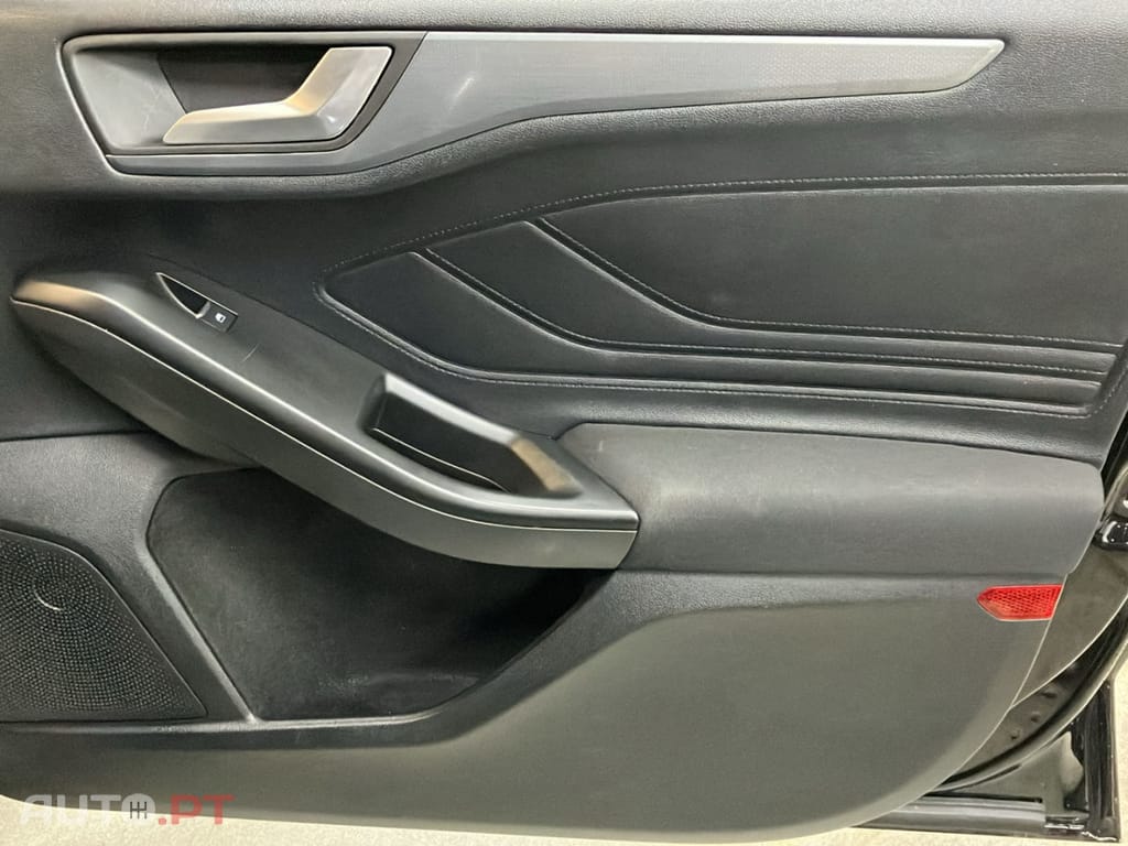 Ford Focus 1.0 EcoBoost Active Aut.