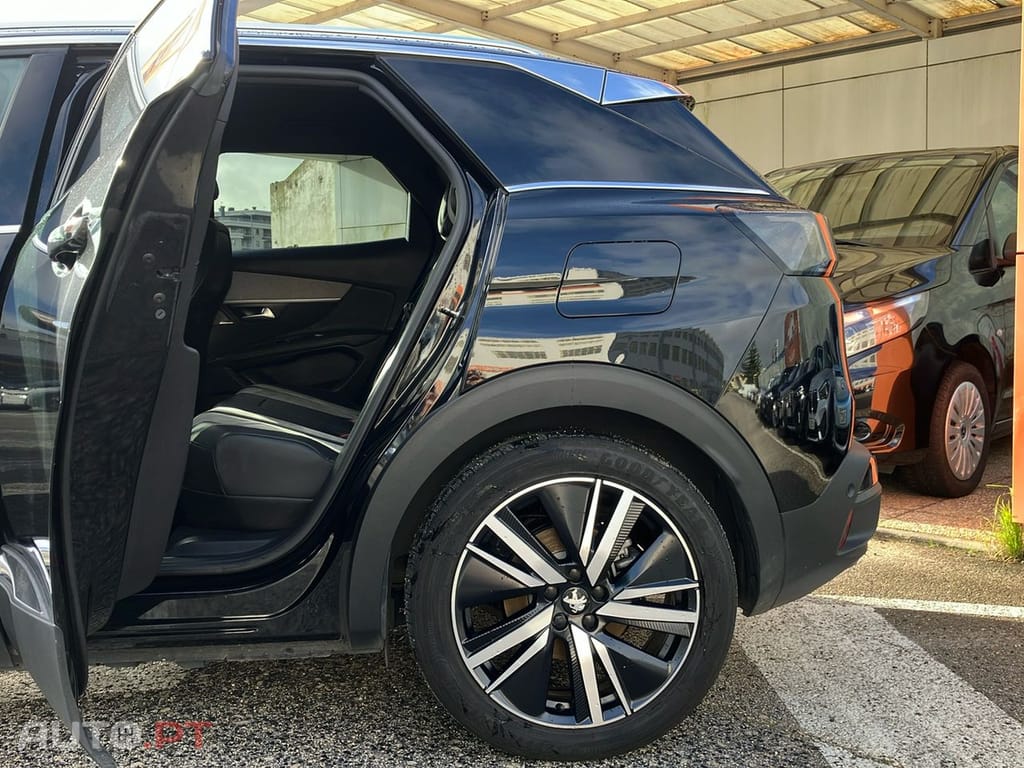 Peugeot 3008 1.6 Hybrid GT Pack e-EAT8
