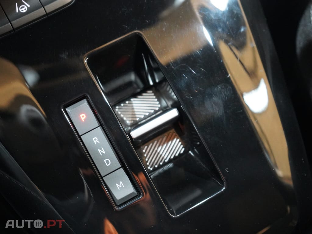 Opel Corsa 1.2 T Hybrid GS eDCT