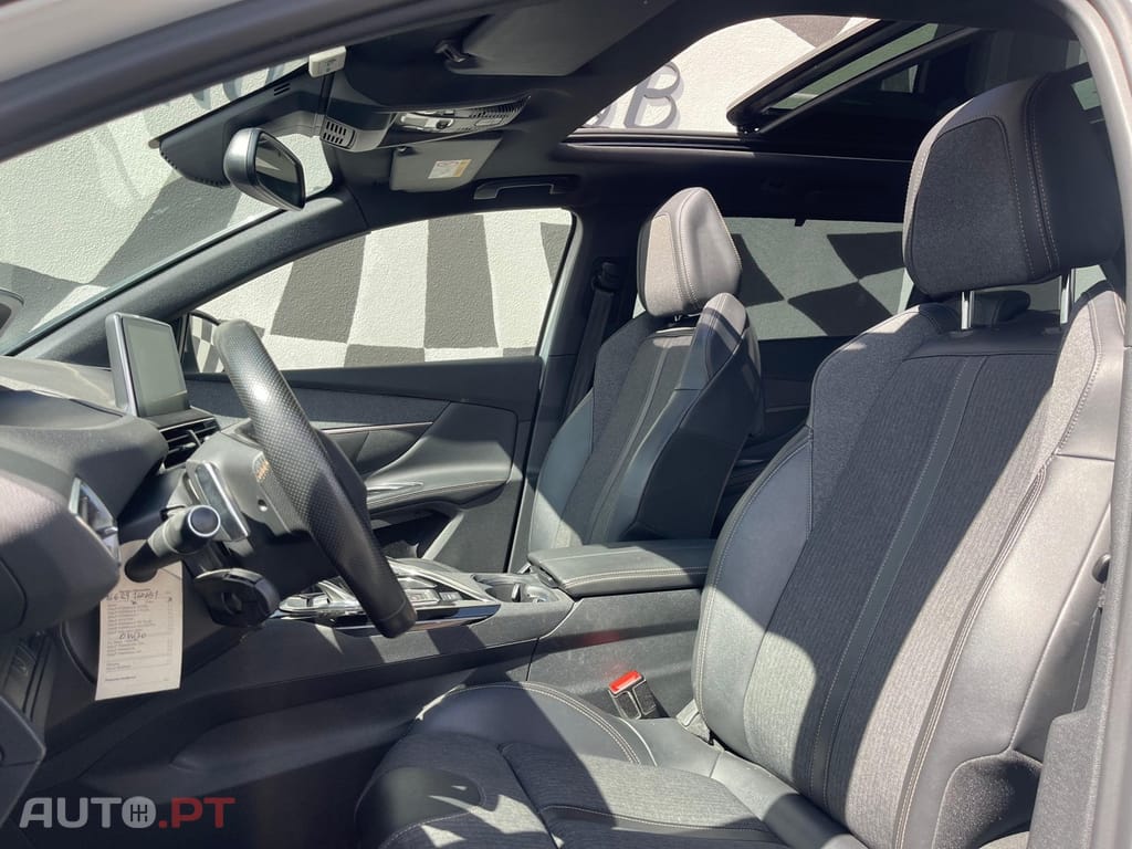 Peugeot 5008 1.5 BlueHDi GT Line J19 EAT8