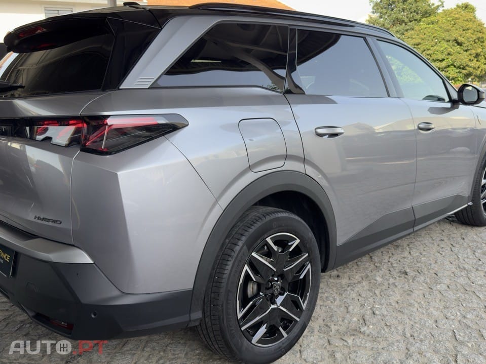 Peugeot 5008 1.2 Hybrid GT e-DCS6