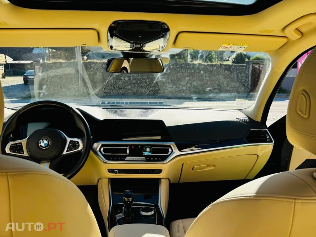 BMW 330 e Line Sport Auto