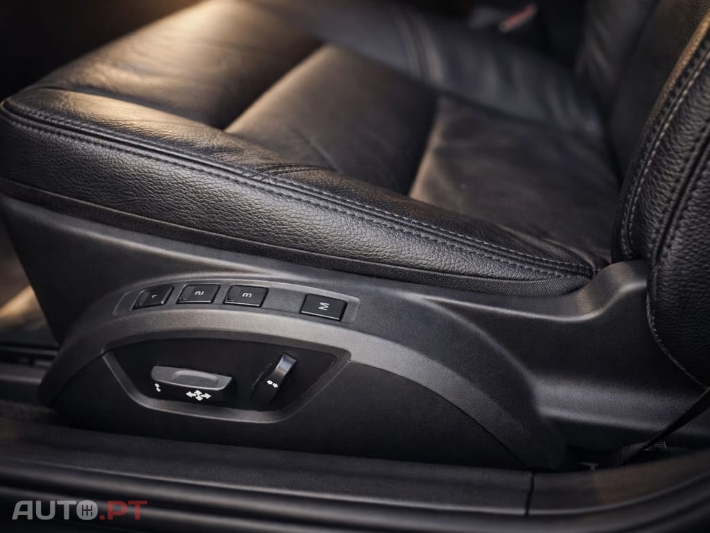 Volvo C70 2.4 D5 Summum Geartronic