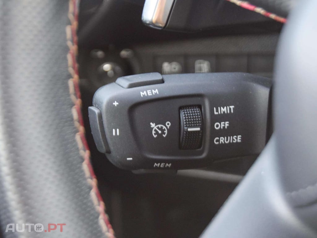 DS DS7 E-Tense 4x4 Performance Line +