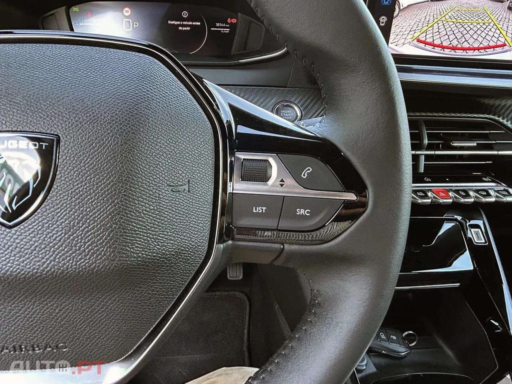 Peugeot E-2008 50 kWh Allure Pack