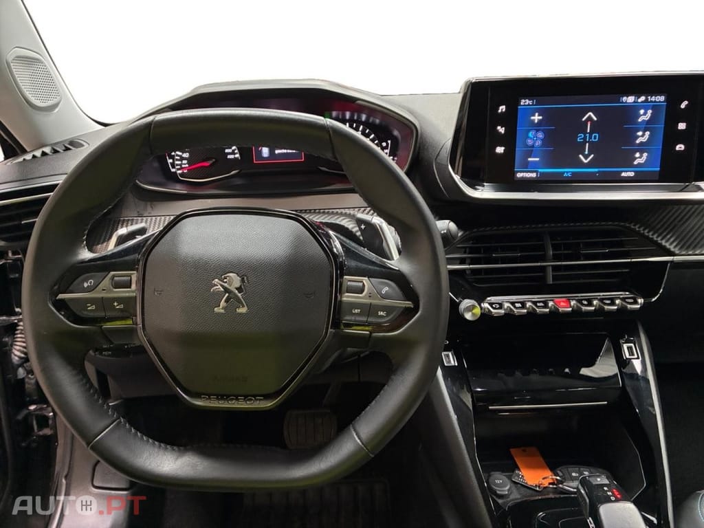 Peugeot 2008 1.2 PureTech Allure EAT8