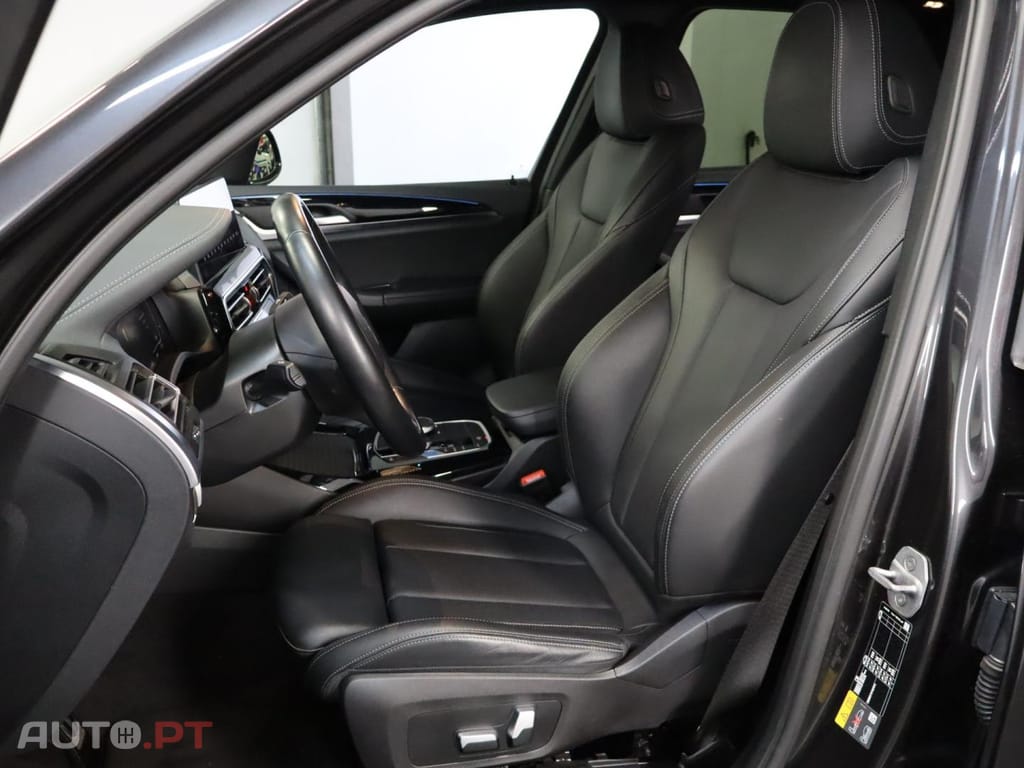 BMW iX3 M Sport Impressive