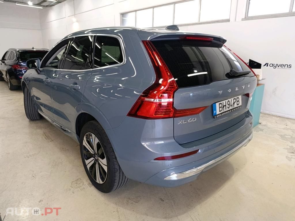 Volvo XC60 2.0 T6 PHEV Plus Bright AWD