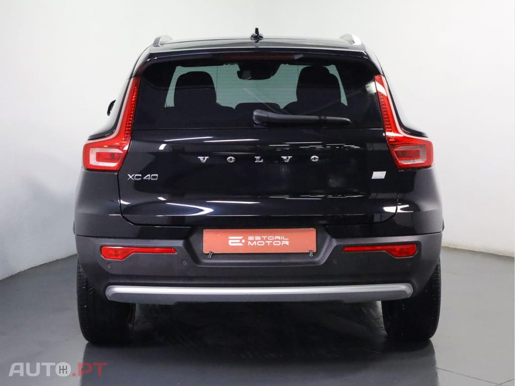 Volvo XC40 1.5 T4 211 Core PG HYBRID
