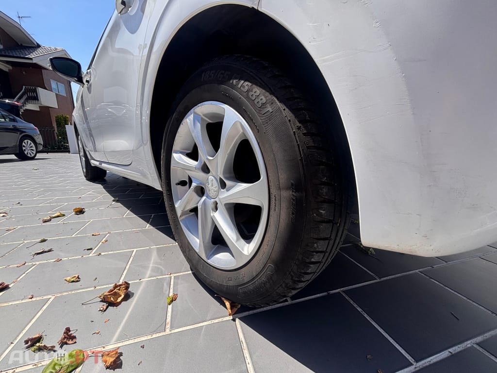 Peugeot 208 1.4 HDi Allure