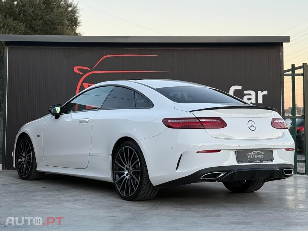 Mercedes-Benz E 220 AMG