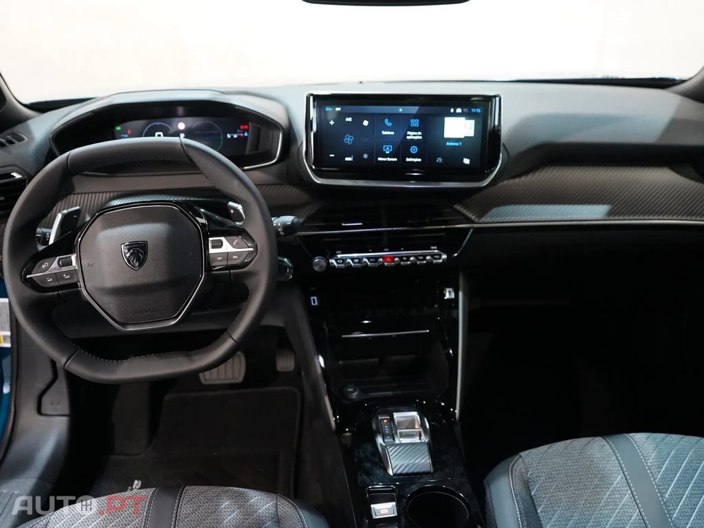 Peugeot 2008 1.2 Hybrid Allure e-DCS6